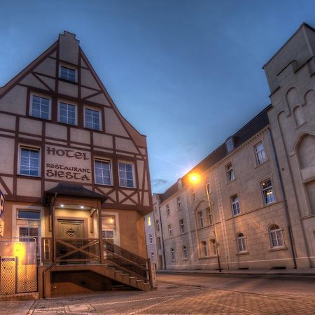 Hotel Siesta Świebodzin Esterno foto
