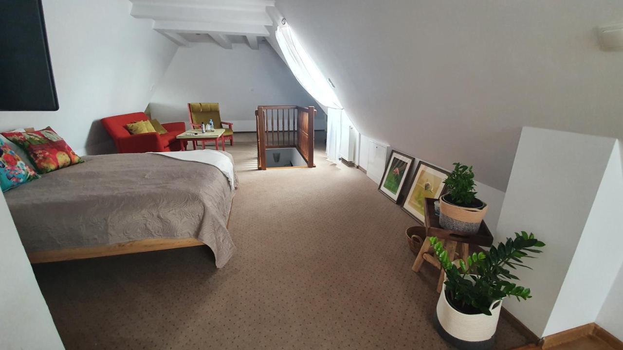 Hotel Siesta Świebodzin Esterno foto