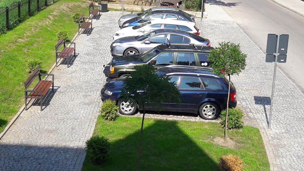 Hotel Siesta Świebodzin Esterno foto